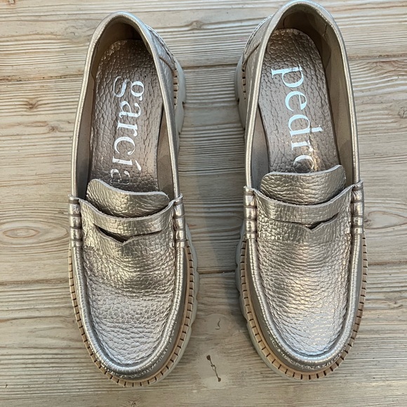 Pedro Garcia Metallic Leather Lug-Sole Loafers – Size 39.5 (9.5) - Picture 2 of 4
